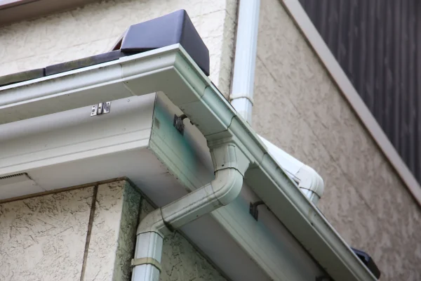 japanese-house-rain-gutter-rain-gutter-system-2025-10-07-07-52-07-utc_3_11zon